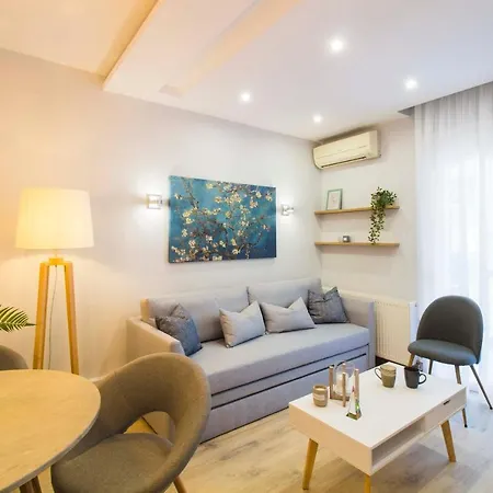 Apartamento Chic Agia Sofia Metro - Incitybnb Tessalónica