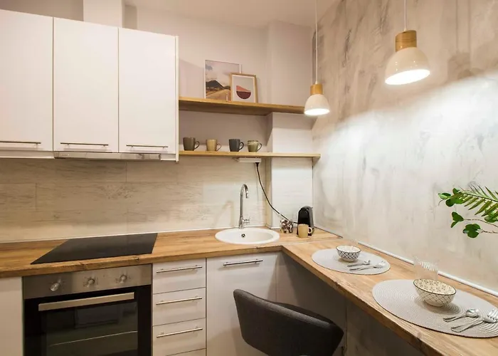 Chic Agia Sofia Metro - Incitybnb * Soluň