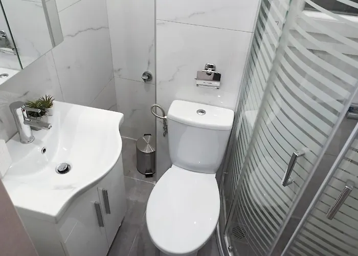 Chic Agia Sofia Metro - Incitybnb * Soluň