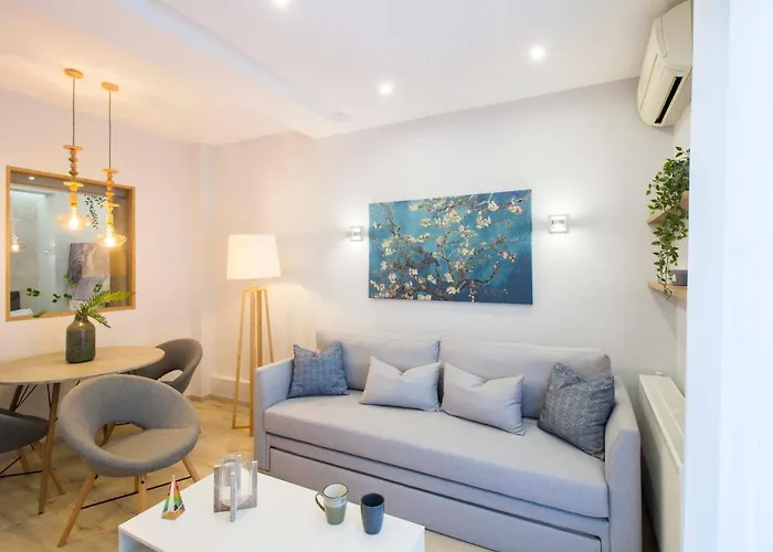 Chic Agia Sofia Metro - Incitybnb * Thessalonique