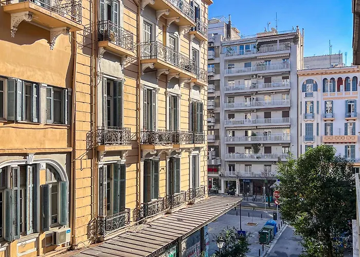 Chic Agia Sofia Metro - Incitybnb * Thessalonique