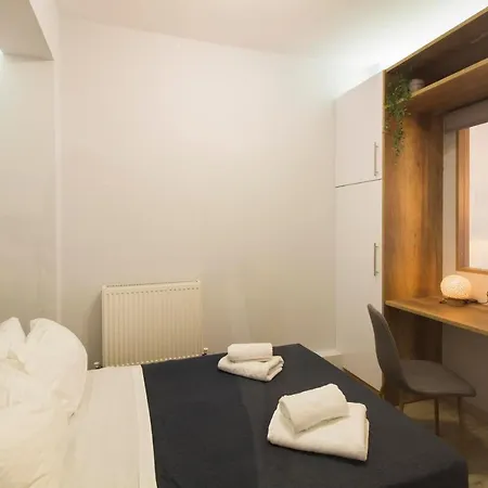 Chic Agia Sofia Metro - Incitybnb Apartamento *