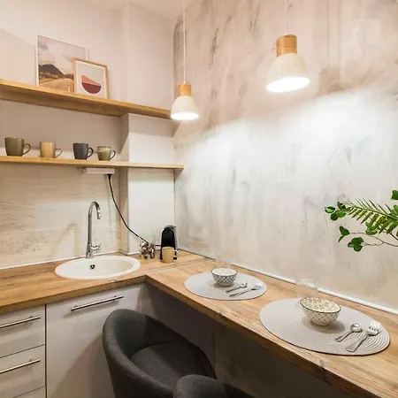 Chic Agia Sofia Metro - Incitybnb Apartmán *